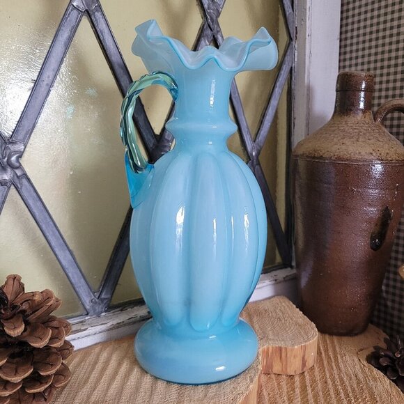 Vintage Fenton Blue Blown Glass Melon Flower Vase with Ruffled Edge - Picture 1 of 13
